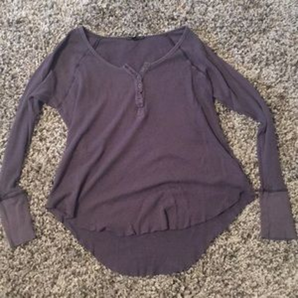 URBAN OUTFITTERS GRAY HI-LO THERMAL SHIRT S